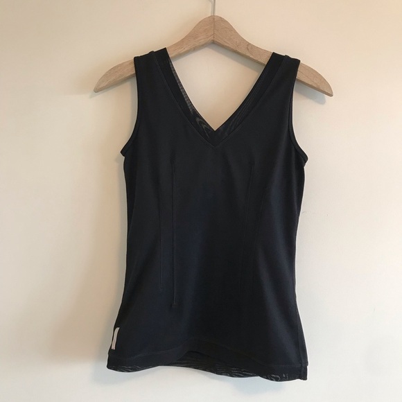 Zella | Black V-neck Mesh Exercise Tank - Picture 5 of 6